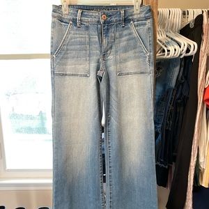 AE A-Line Light Wash Jeans